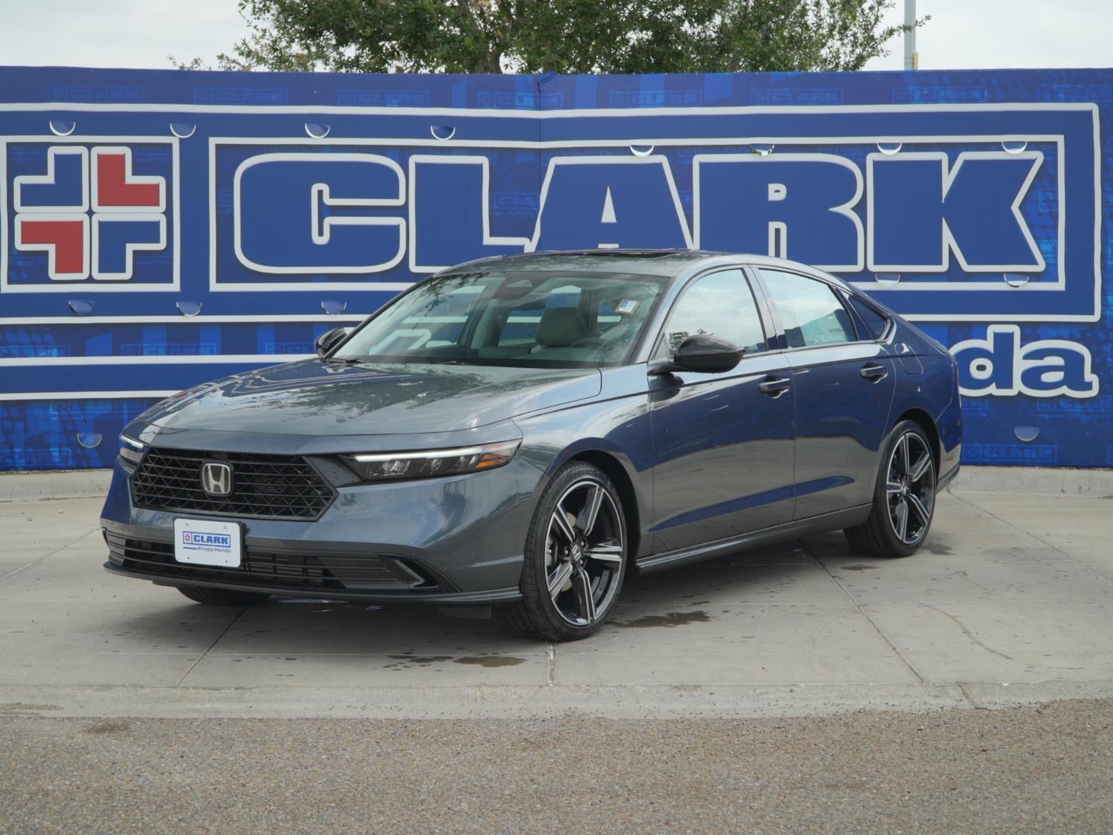 2026 Honda Accord SE in Meteorite Gray Metallic — front three-quarter view