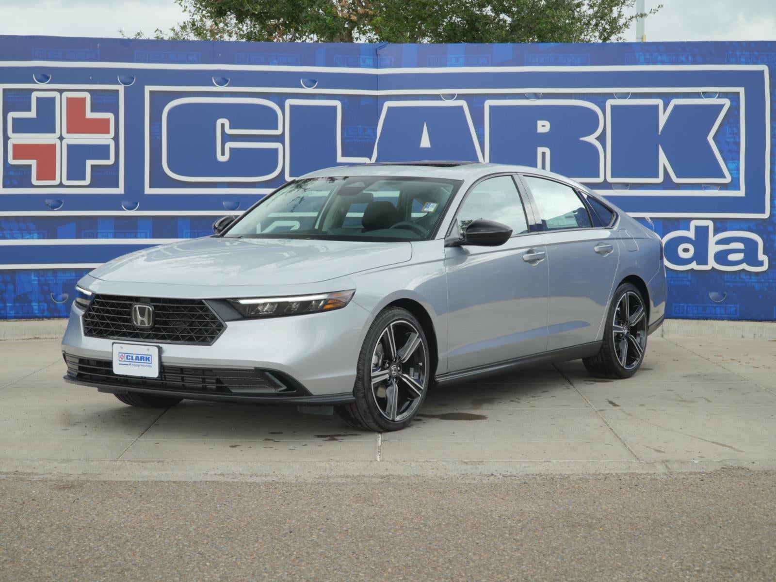 2026 Honda Accord SE in Solar Silver Metallic — front three-quarter view